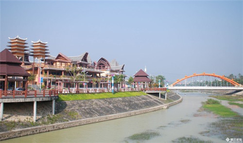 加盟七欣天迷宗蟹开店怎么样，2025加盟中式快餐行业生意怎么样